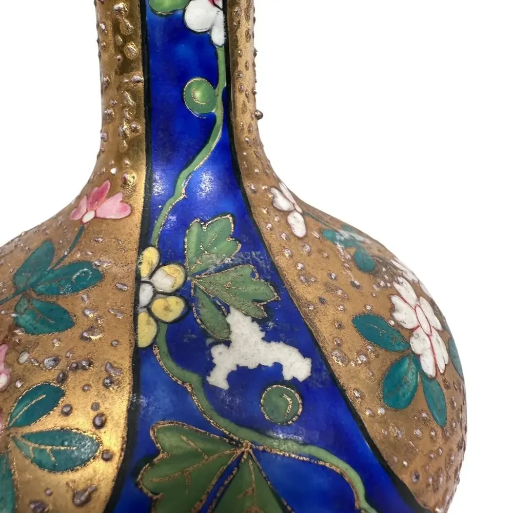 Antique Asian Moriage Slipware Ceramic‎ Vase 7